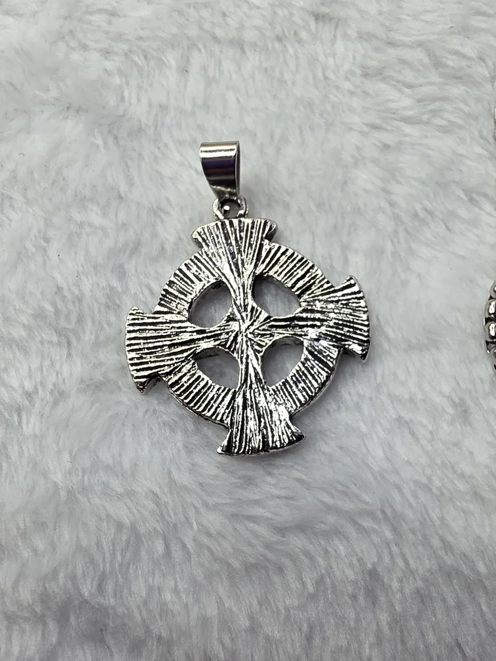 Men's Silver Celtic Cross Pendant Necklace
